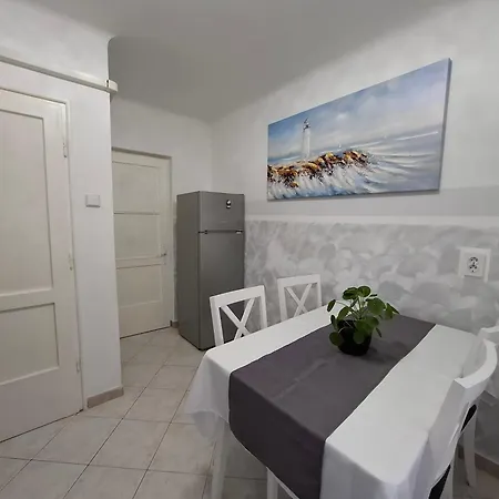 Apolonija Appartement