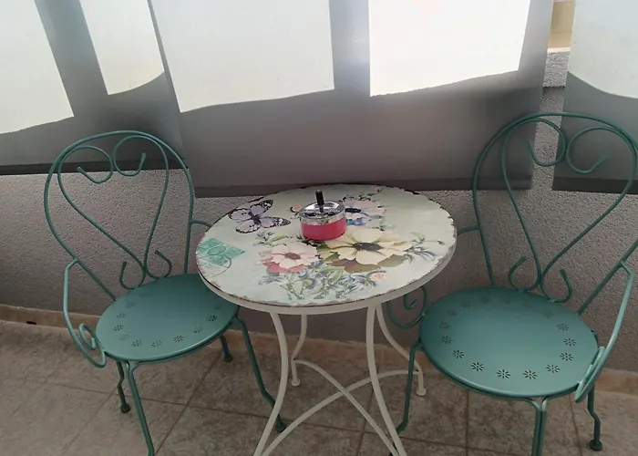 Apolonija רייקה