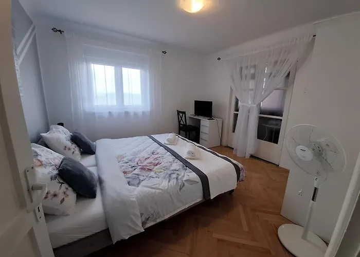 Apartmán Apolonija *